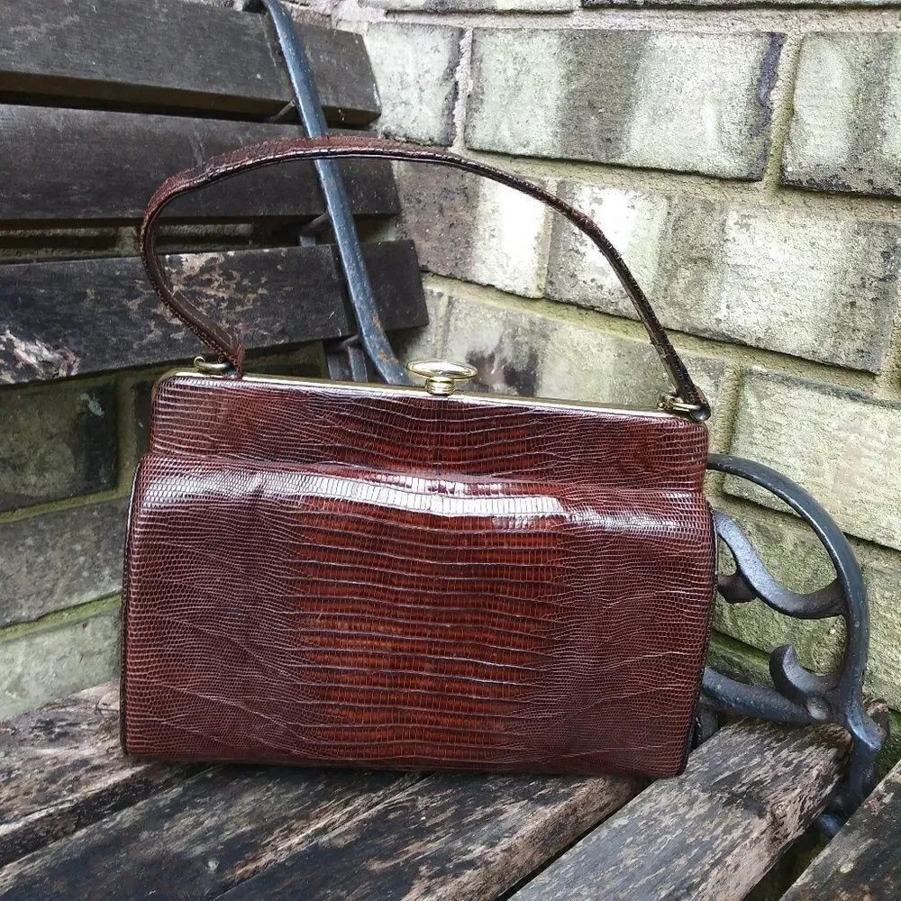 Vintageย scortโReptile skin bagโfromโ1940'sโandโ50'